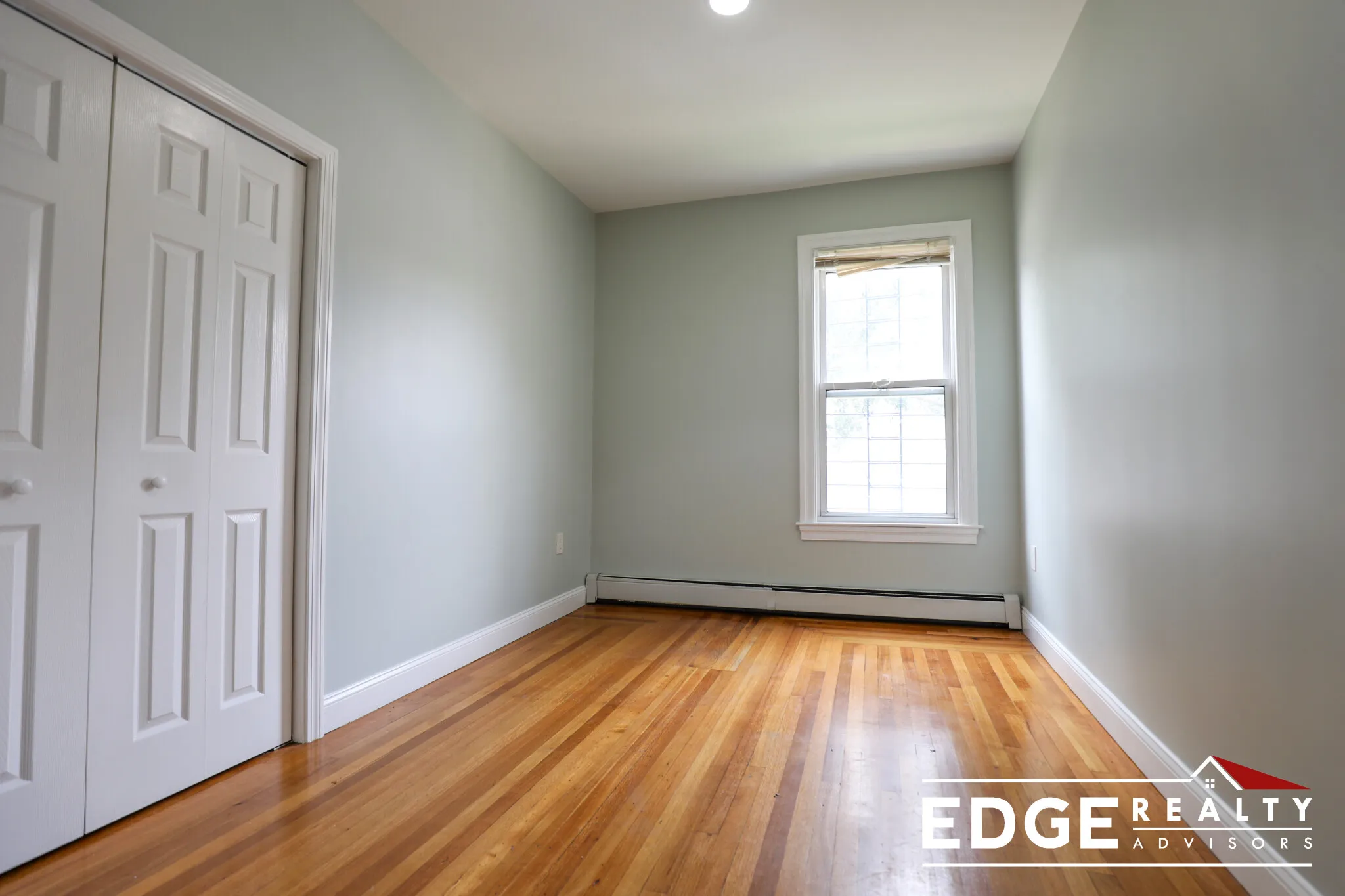 4 bed, 2 bath apartment for rent at 1526 Commonwealth Ave Unit 1, Brighton — photo 9 of 13