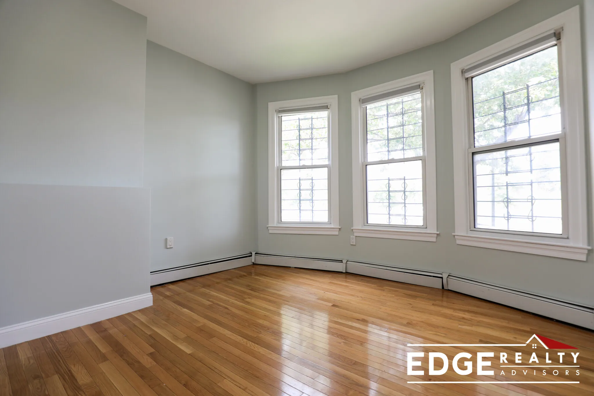 4 bed, 2 bath apartment for rent at 1526 Commonwealth Ave Unit 1, Brighton — photo 8 of 13