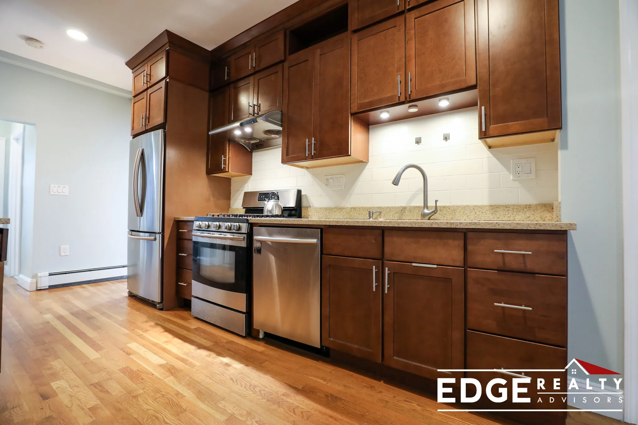 4 bed, 2 bath apartment for rent at 1526 Commonwealth Ave Unit 1, Brighton — photo 2 of 13