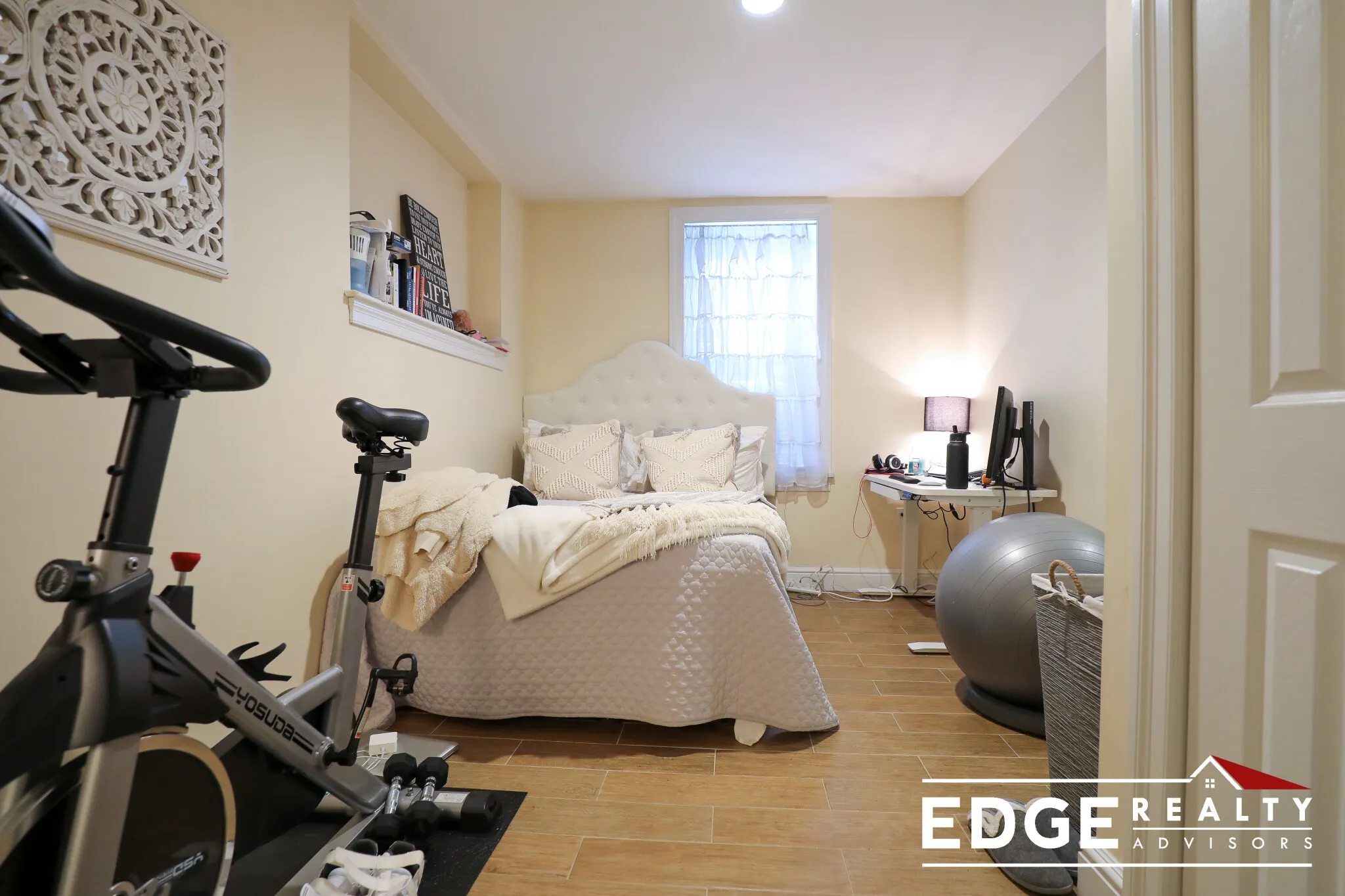 3 bed, 2 bath apartment for rent at 1526 Commonwealth Ave Unit B, Brighton — photo 5 of 11