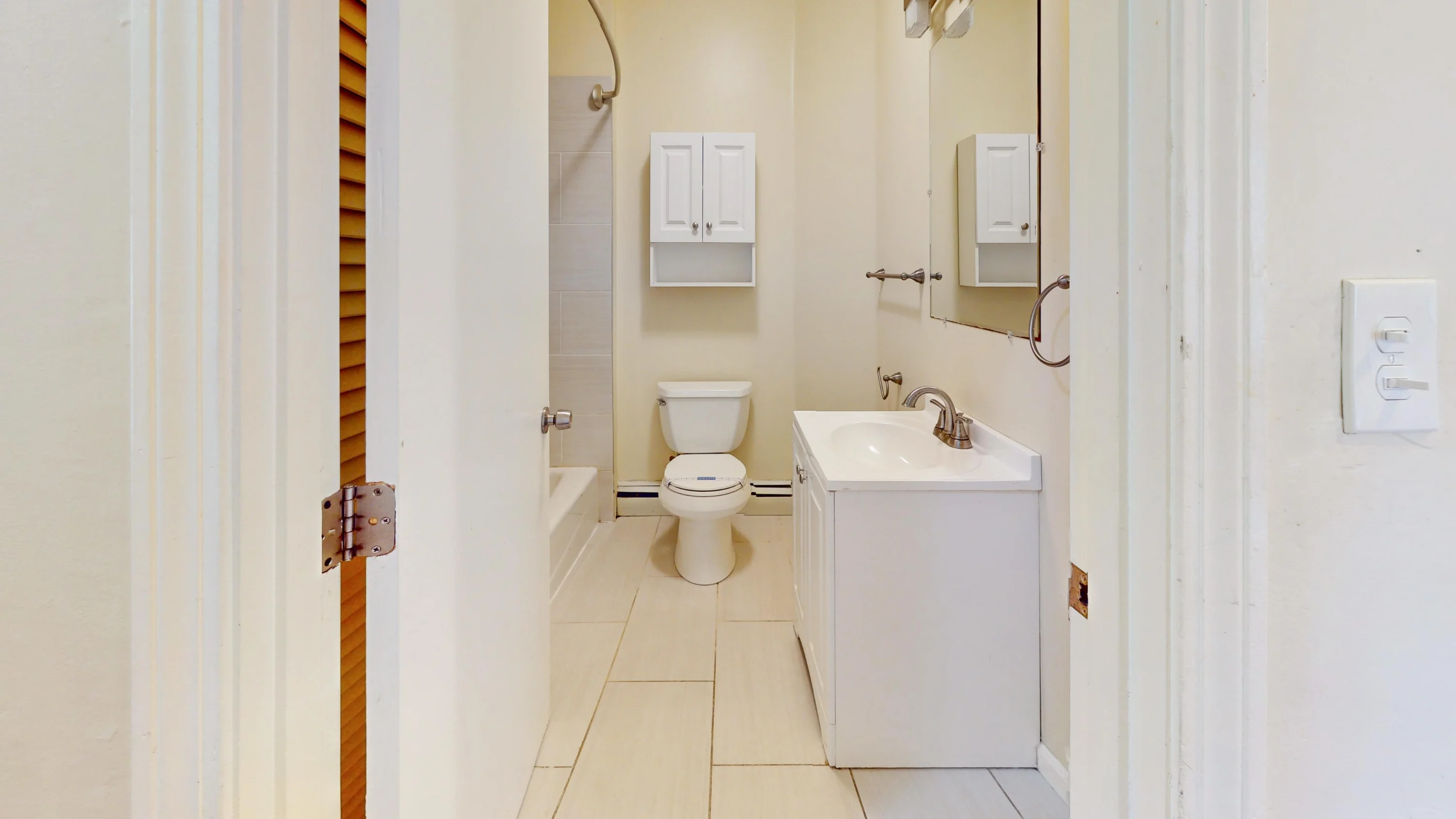 4 bed, 2 bath apartment for rent at 1526 Tremont St Unit 2, Mission Hill — photo 12 of 13