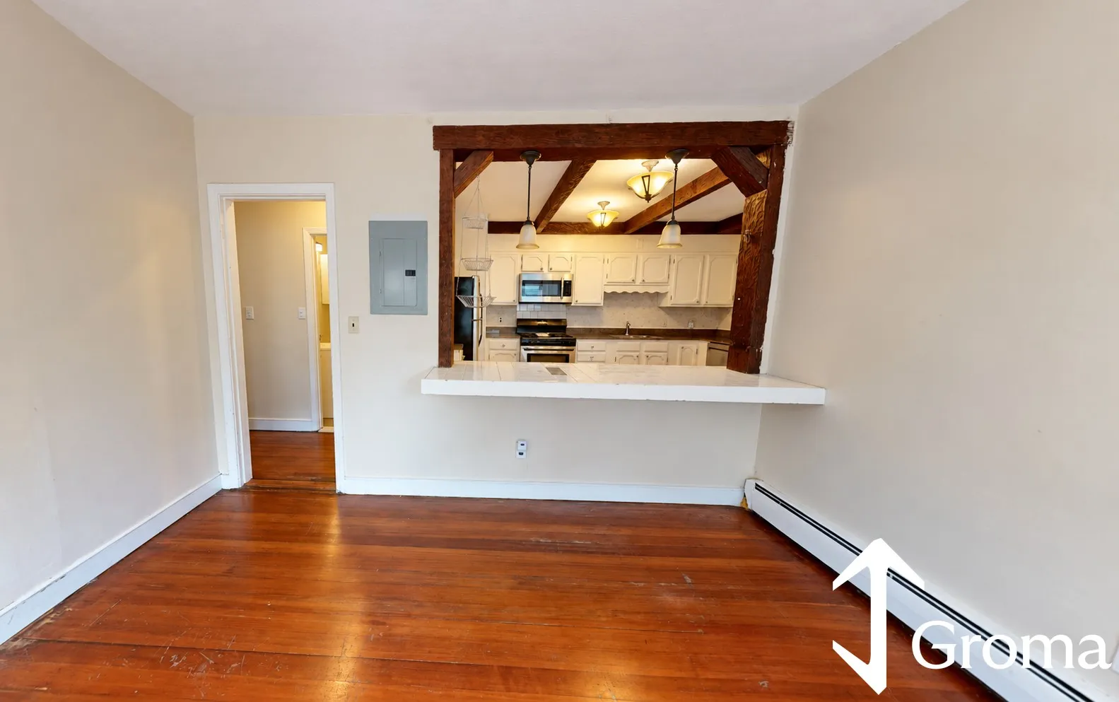 4 bed, 2 bath apartment for rent at 1526 Tremont St Unit 2, Mission Hill — photo 3 of 13