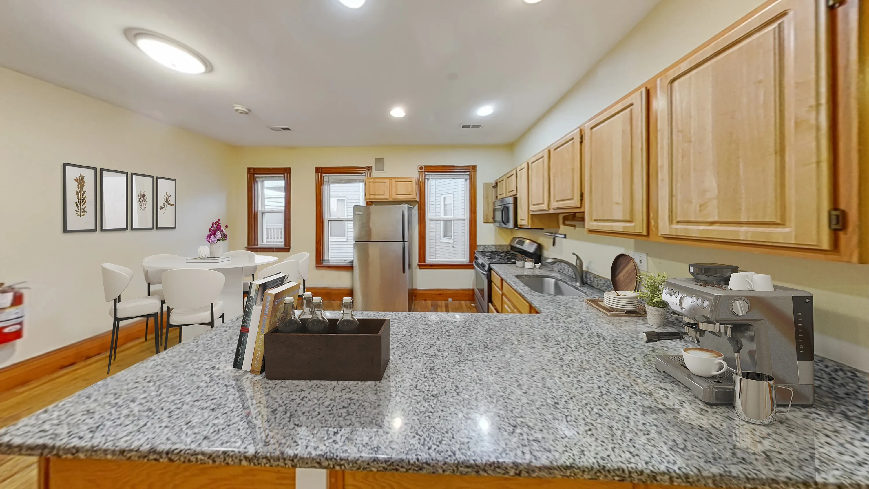 5 bed, 2 bath apartment for rent at 1526 Tremont St Unit 3, Mission Hill