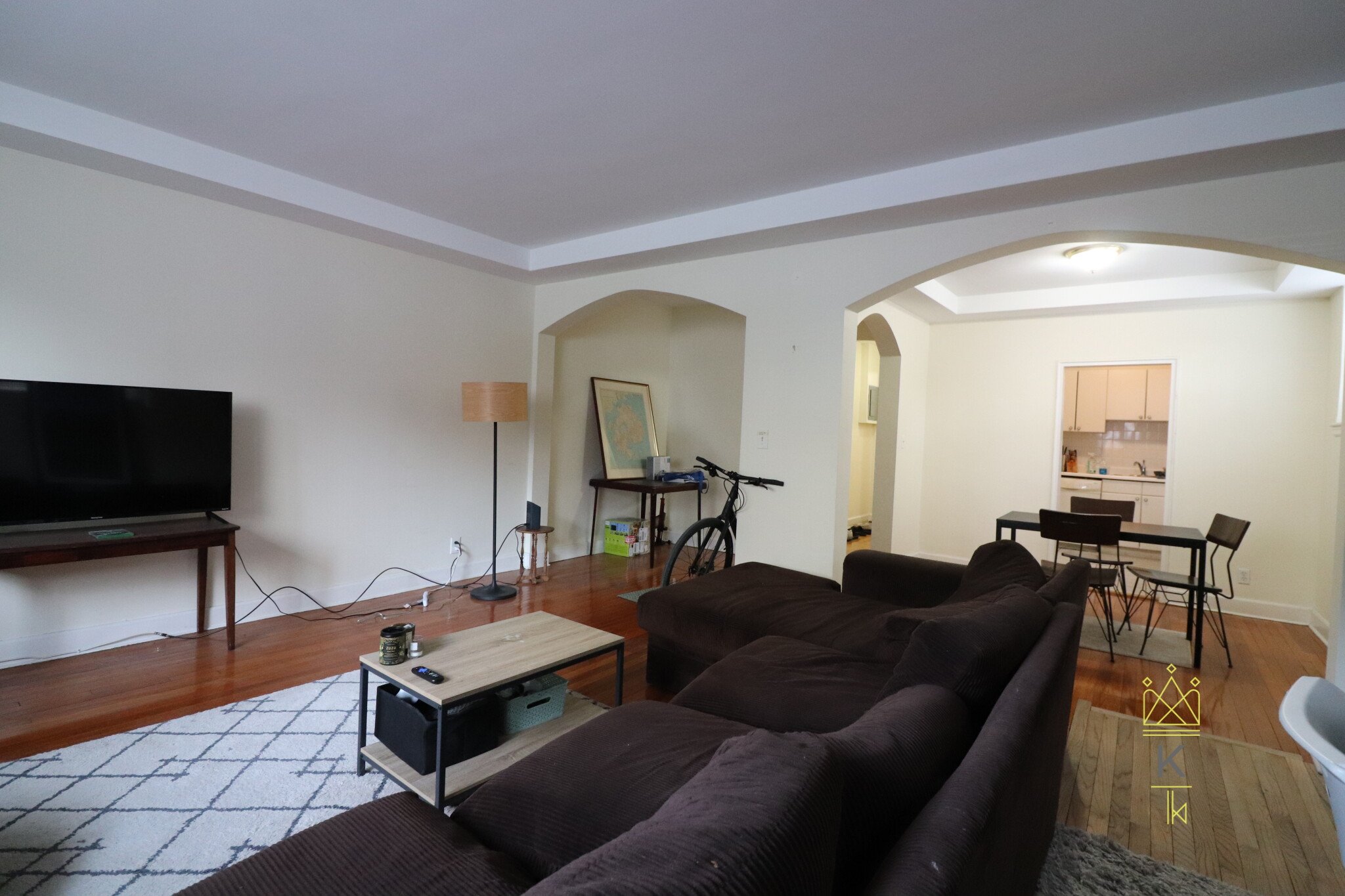 2 bed, 1 bath apartment for rent at 1527 Beacon St Unit 1, Griggs Park — photo 3 of 15
