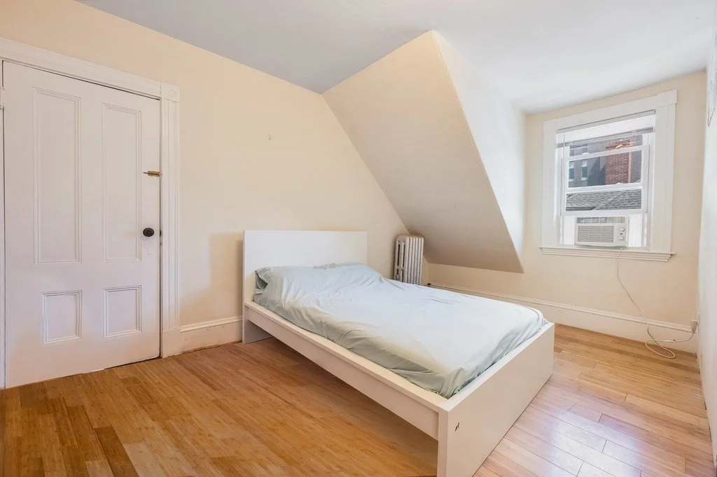 6 bed, 2 bath apartment for rent at 1529 Cambridge St Unit 1, Mid Cambridge — photo 13 of 18