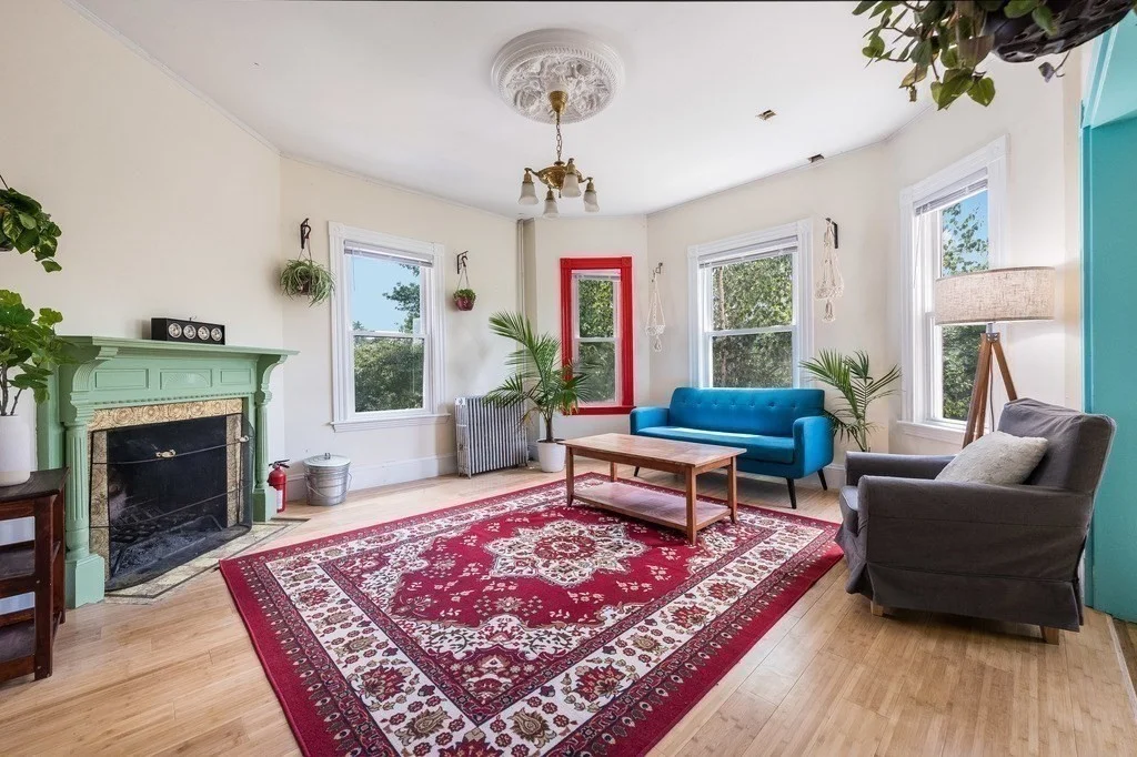 6 bed, 2 bath apartment for rent at 1529 Cambridge St Unit 1, Mid Cambridge — photo 6 of 18