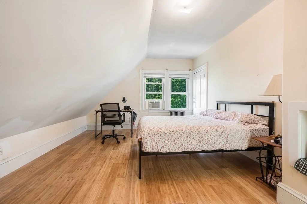 6 bed, 2 bath apartment for rent at 1529 Cambridge St Unit 1, Mid Cambridge — photo 12 of 18
