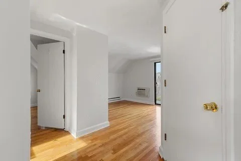 1 bed, 1 bath apartment for rent at 153A Belmont St Unit 2, Everett — photo 5 of 12