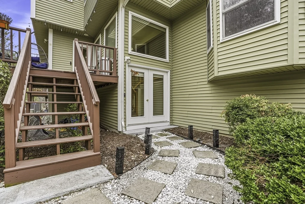 2 bed, 2 bath apartment for rent at 153 America Blvd Unit 153, Ashland — photo 3 of 41