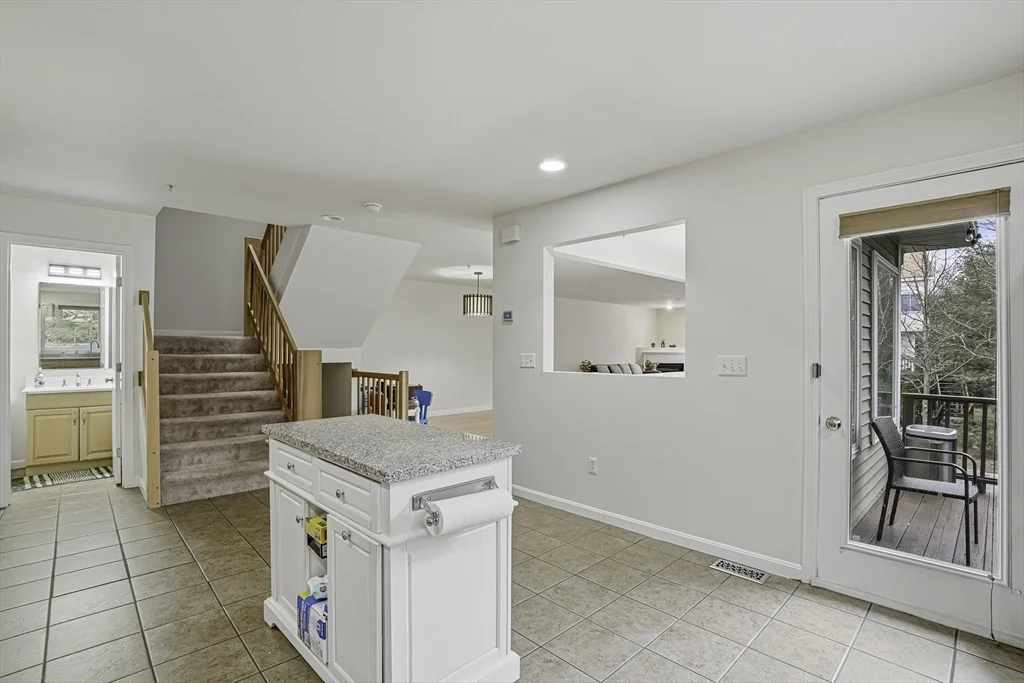 2 bed, 2 bath apartment for rent at 153 America Blvd Unit 153, Ashland — photo 18 of 41