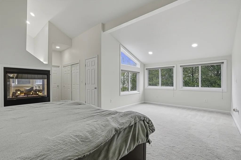 2 bed, 2 bath apartment for rent at 153 America Blvd Unit 153, Ashland — photo 27 of 41