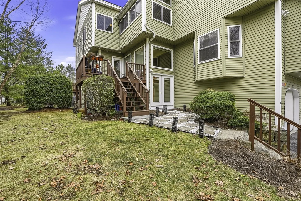 2 bed, 2 bath apartment for rent at 153 America Blvd Unit 153, Ashland — photo 2 of 41