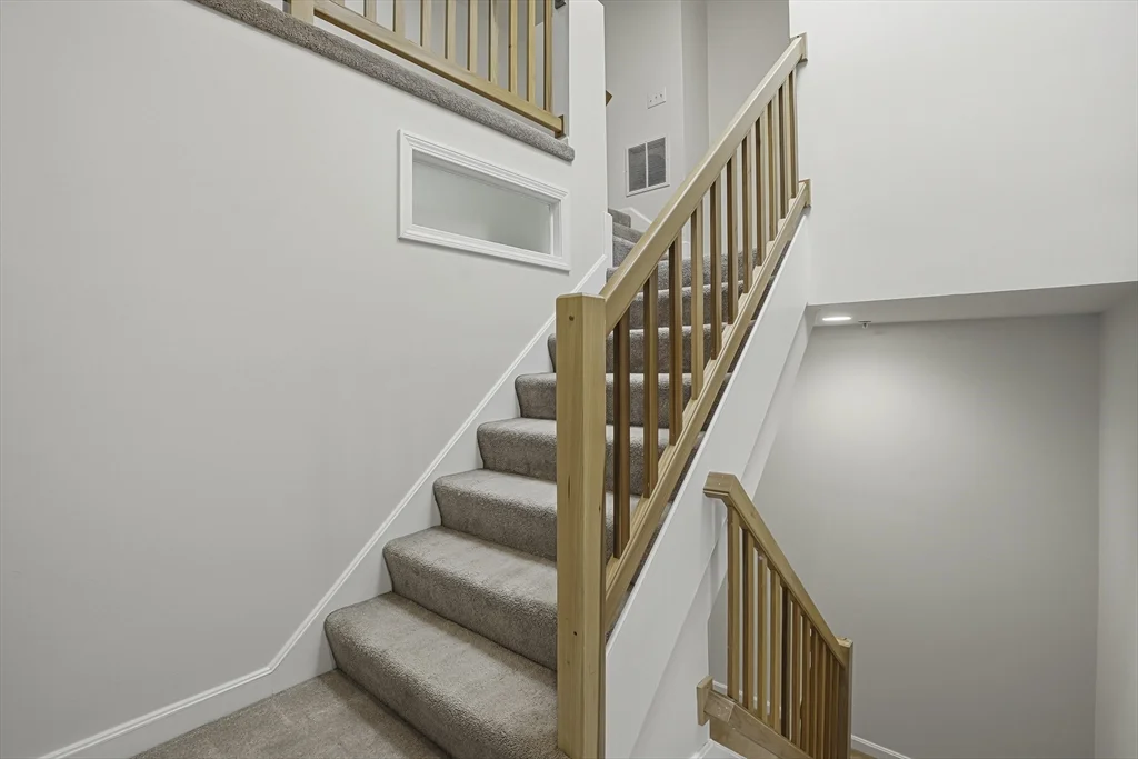 2 bed, 2 bath apartment for rent at 153 America Blvd Unit 153, Ashland — photo 24 of 41