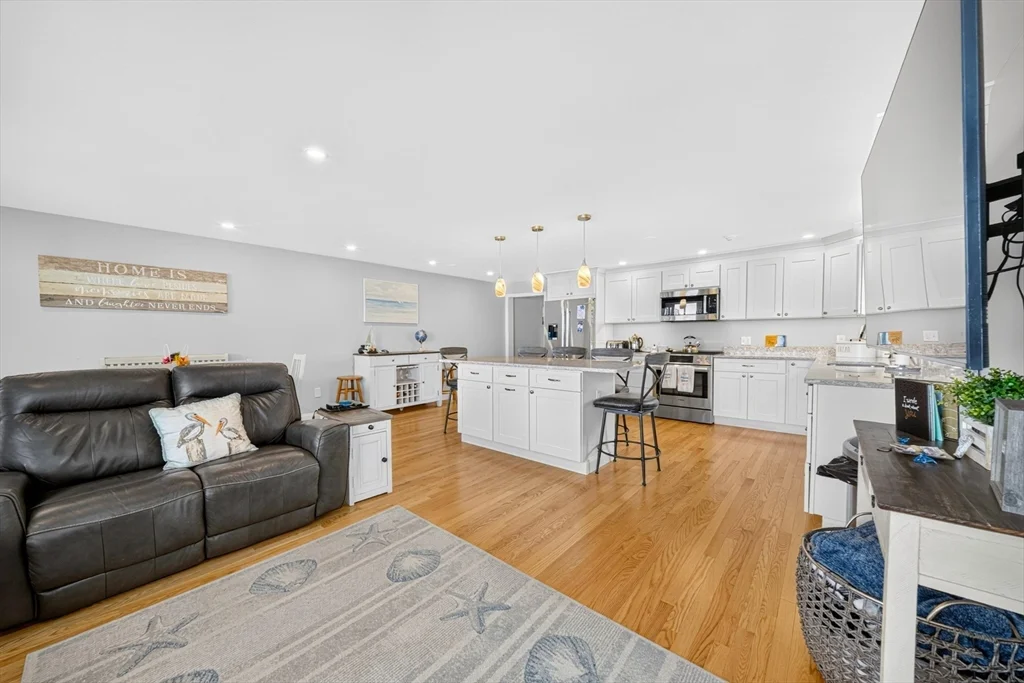 2 bed, 2 bath apartment for rent at 153 Atlantic Ave Unit 1, Salisbury — photo 14 of 28