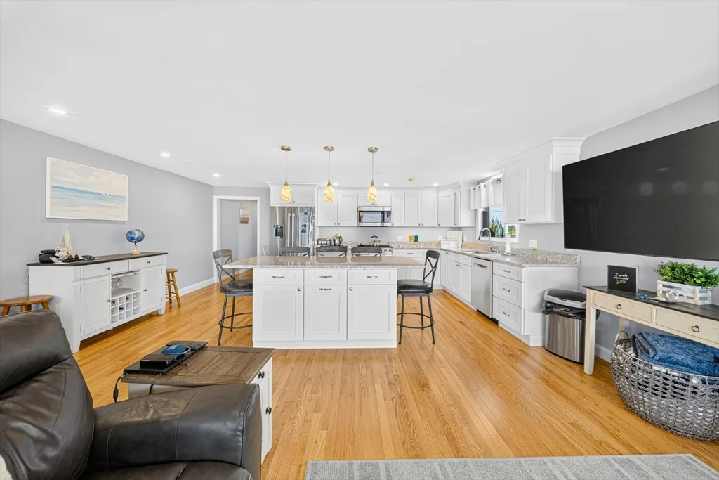 2 bed, 2 bath apartment for rent at 153 Atlantic Ave Unit 1, Salisbury — photo 13 of 28