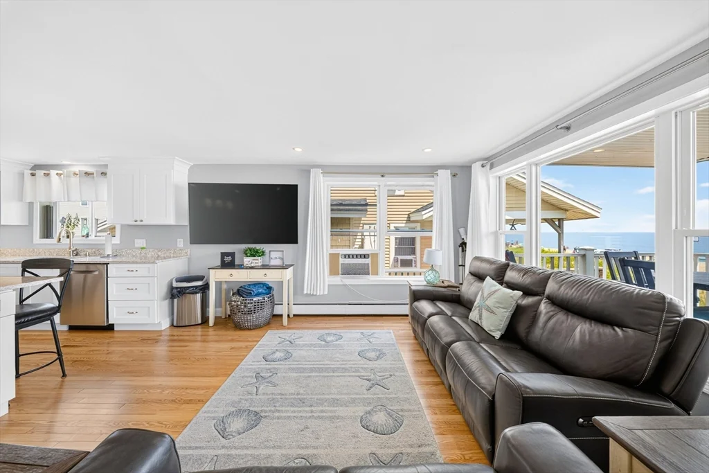 2 bed, 2 bath apartment for rent at 153 Atlantic Ave Unit 1, Salisbury — photo 10 of 28