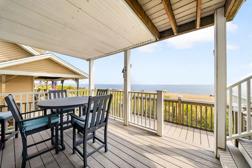 2 bed, 2 bath apartment for rent at 153 Atlantic Ave Unit 1, Salisbury — photo 8 of 28