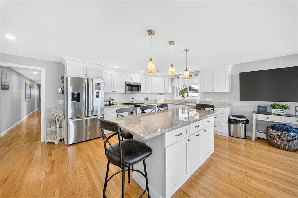 2 bed, 2 bath apartment for rent at 153 Atlantic Ave Unit 1, Salisbury — photo 5 of 28