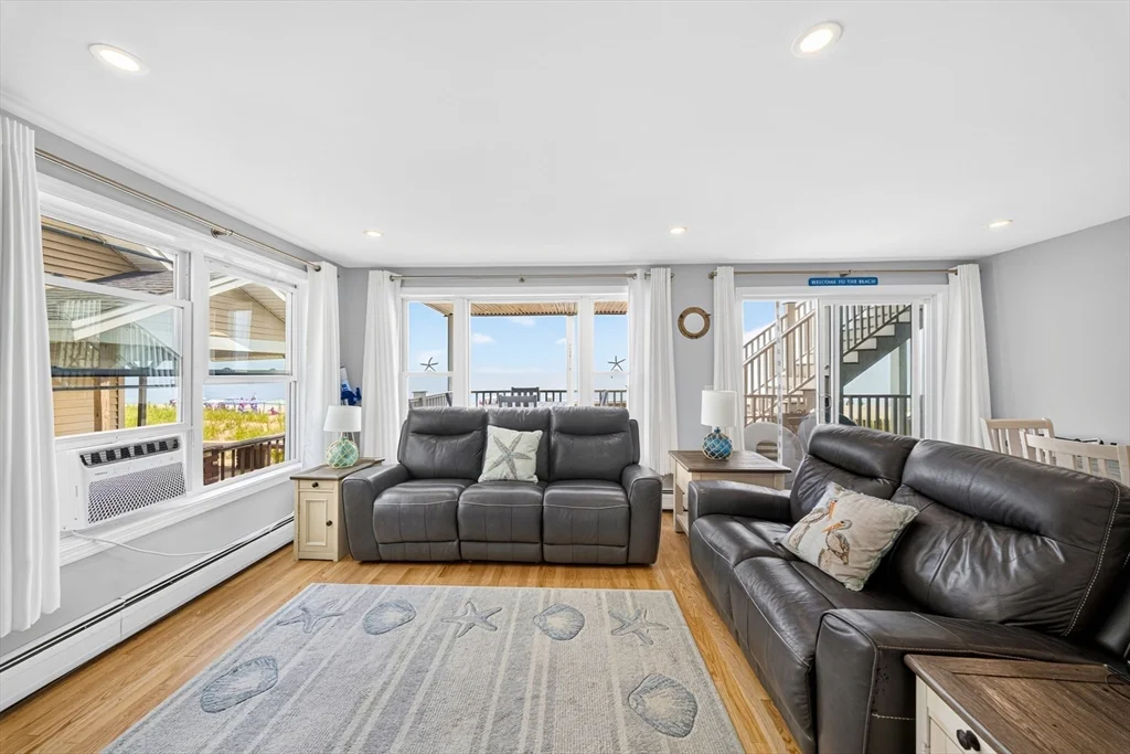 2 bed, 2 bath apartment for rent at 153 Atlantic Ave Unit 1, Salisbury — photo 9 of 28