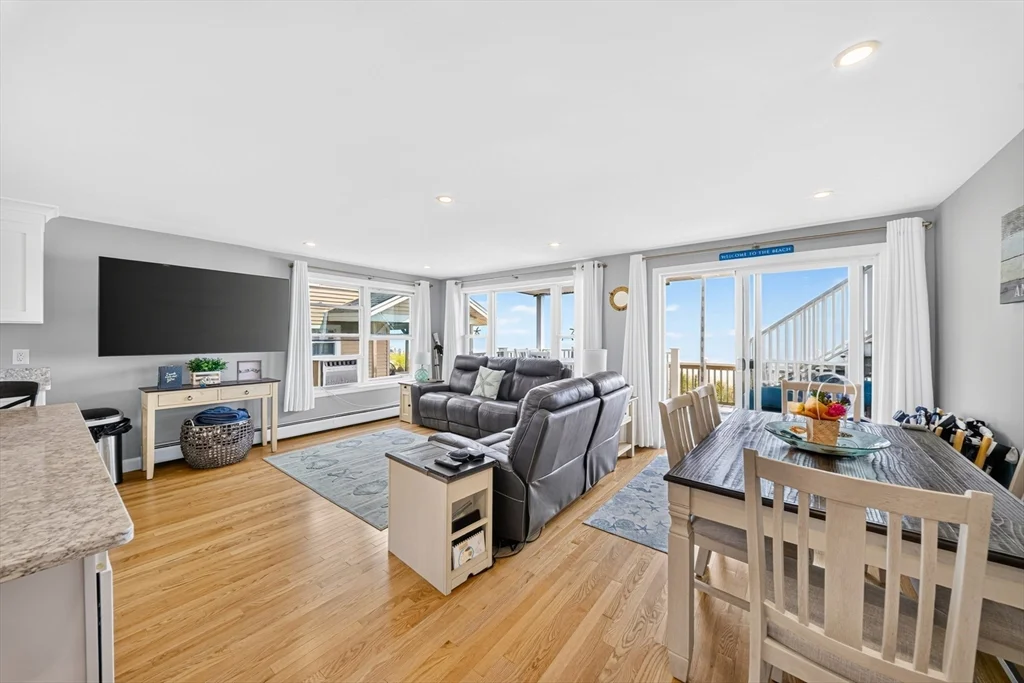 2 bed, 2 bath apartment for rent at 153 Atlantic Ave Unit 1, Salisbury — photo 11 of 28