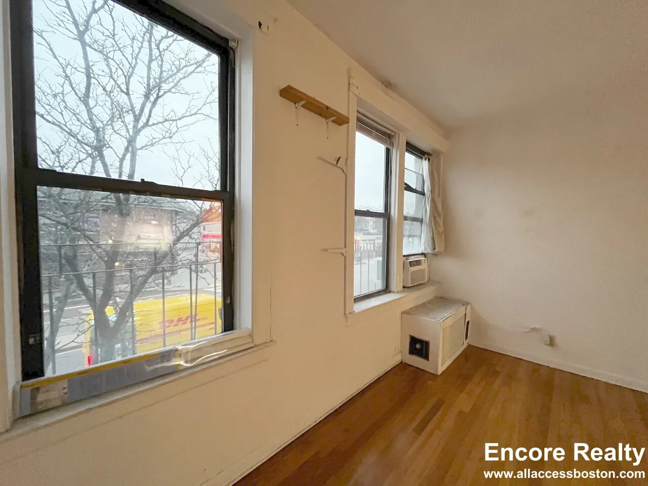 Studio bed, 1 bath apartment for rent at 153 Brighton Ave Unit 17, Allston — photo 4 of 6