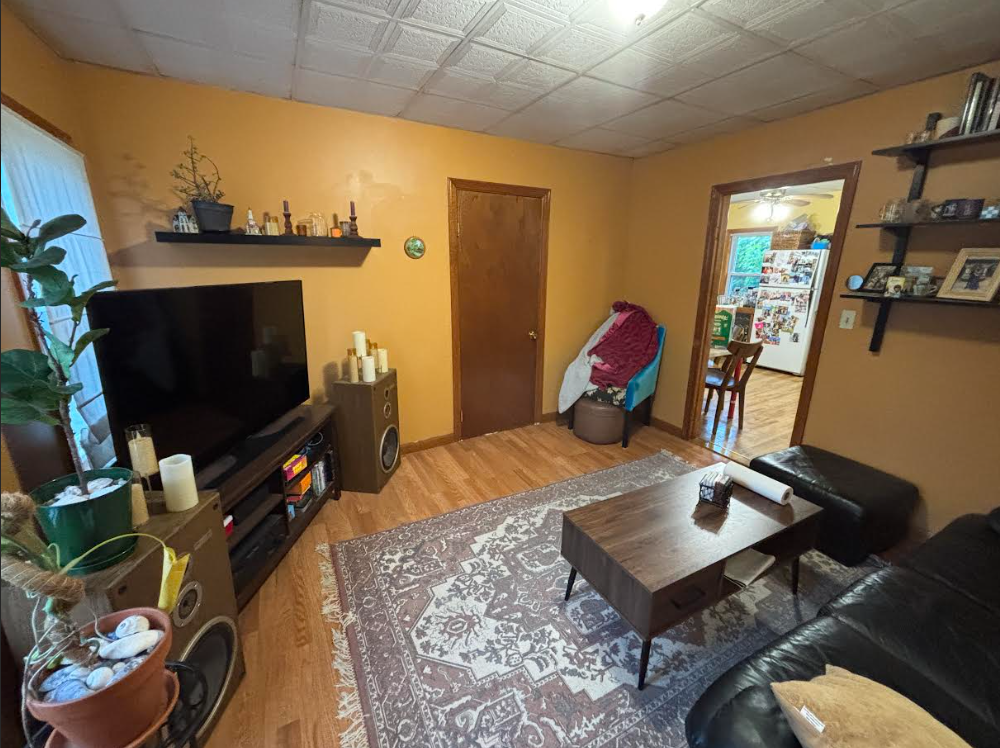 2 bed, 1 bath apartment for rent at 153 Cherry St Unit 3, The Port — photo 2 of 11