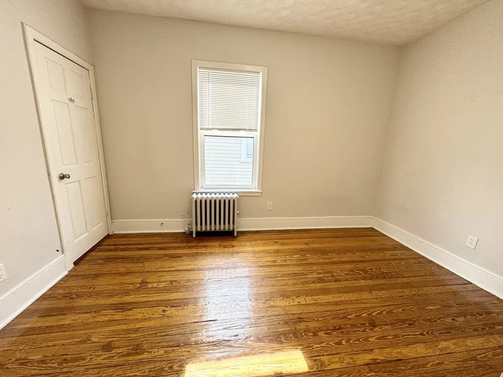 4 bed, 2 bath apartment for rent at 153 Cottage St Unit 3, Dorchester — photo 5 of 8