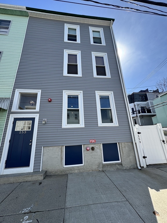 2 bed, 1 bath apartment for rent at 153 Everett St Unit 1, East Boston — photo 1 of 12