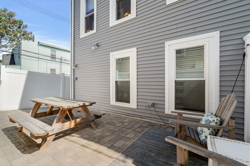 2 bed, 1 bath apartment for rent at 153 Everett St Unit 2, East Boston — photo 31 of 33