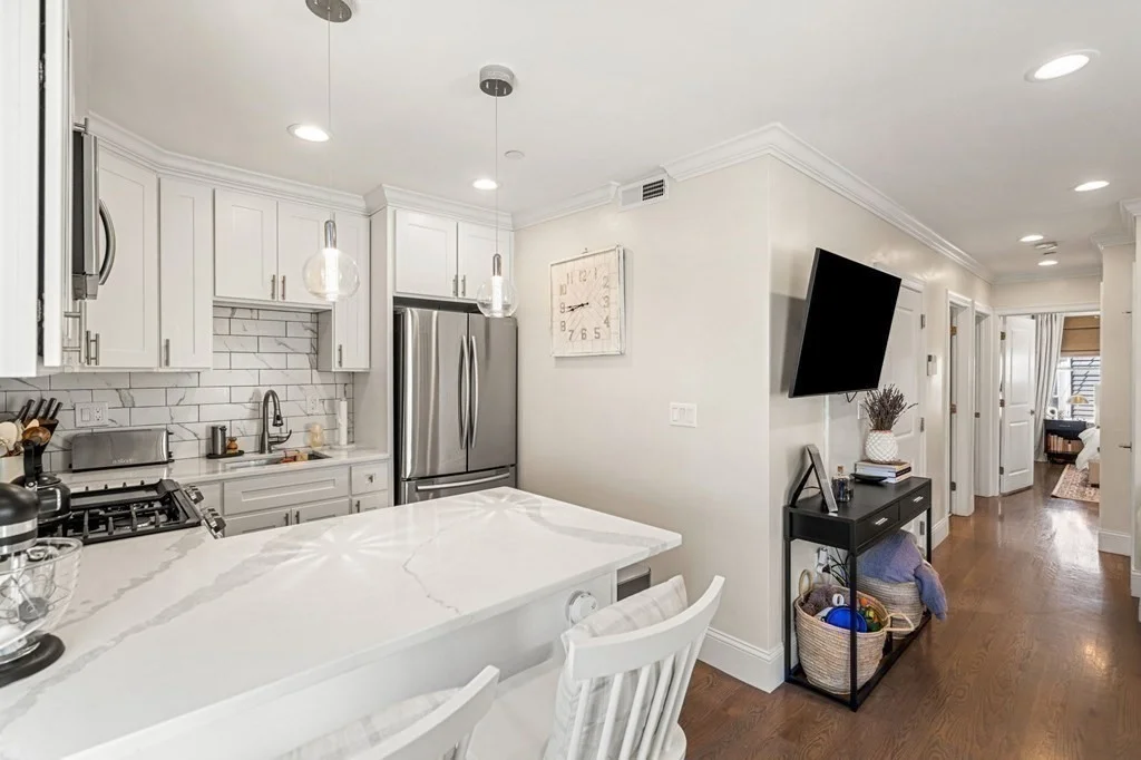 2 bed, 1 bath apartment for rent at 153 Everett St Unit 2, East Boston — photo 9 of 33
