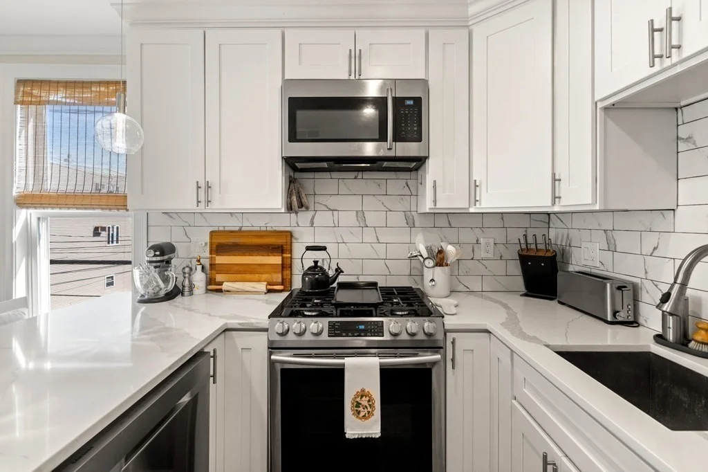 2 bed, 1 bath apartment for rent at 153 Everett St Unit 2, East Boston — photo 8 of 33