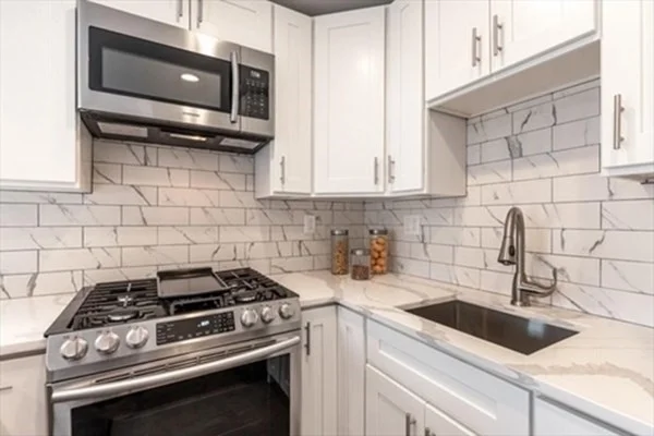 2 bed, 2 bath apartment for rent at 153 Everett St Unit 3, East Boston — photo 7 of 19