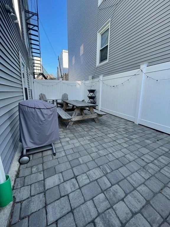 2 bed, 2 bath apartment for rent at 153 Everett St Unit 3, East Boston — photo 17 of 19