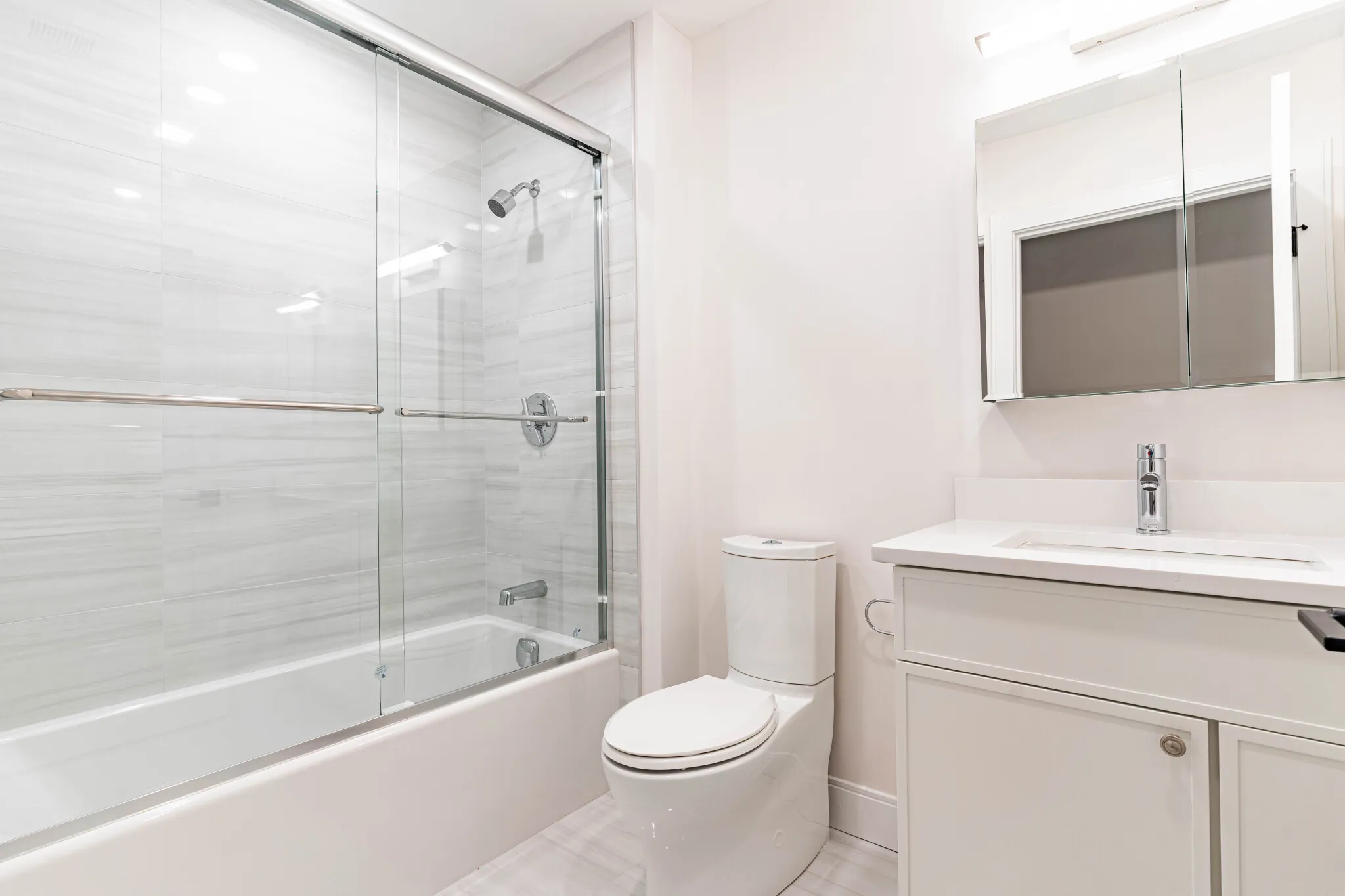 4 bed, 2.5 bath apartment for rent at 153 Everett St Unit 303, Allston — photo 7 of 13