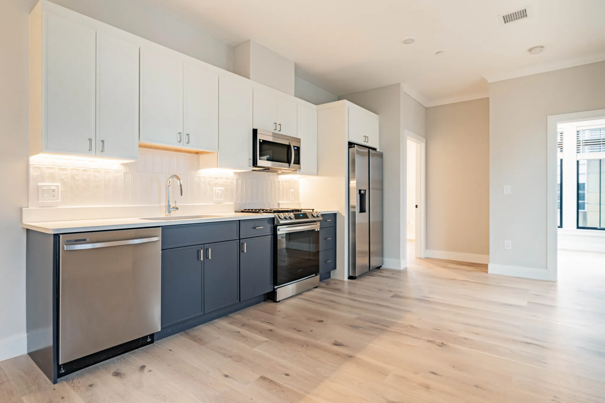 4 bed, 2.5 bath apartment for rent at 153 Everett St Unit 303, Allston