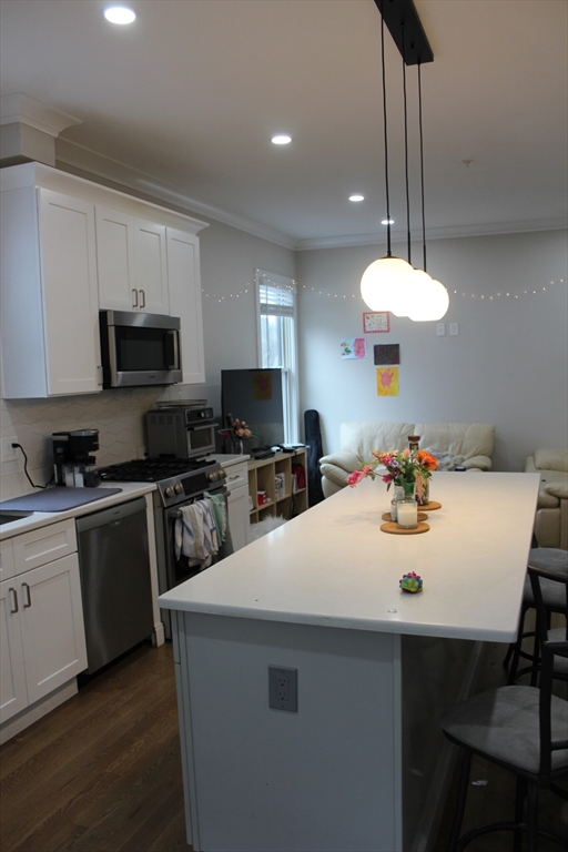 5 bed, 2 bath apartment for rent at 153 Foster St Unit 1, Brighton — photo 9 of 21