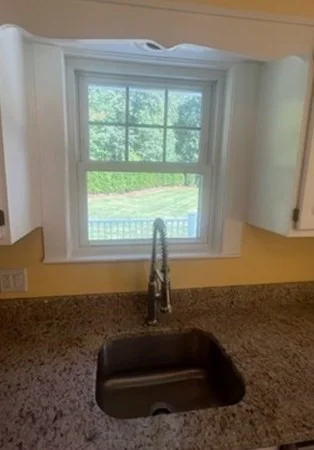 4 bed, 2 bath apartment for rent at 153 Hartwell Rd, Bedford — photo 10 of 29