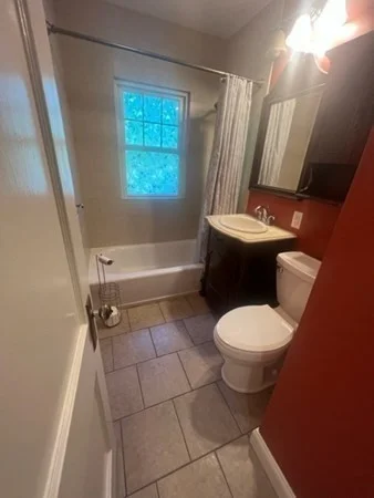 4 bed, 2 bath apartment for rent at 153 Hartwell Rd, Bedford — photo 15 of 29