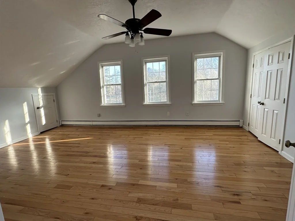 3 bed, 2 bath apartment for rent at 153 Main St Unit 2, Medway — photo 8 of 18