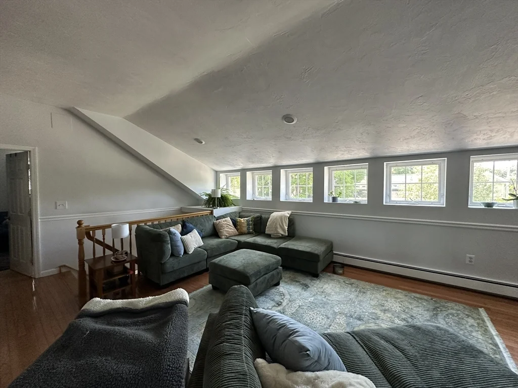 3 bed, 2 bath apartment for rent at 153 Main St Unit 2, Medway — photo 13 of 18