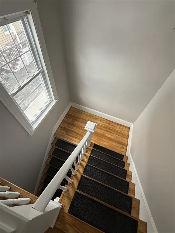 2 bed, 1 bath apartment for rent at 153 Oakland Ave Unit 0, Methuen — photo 2 of 15