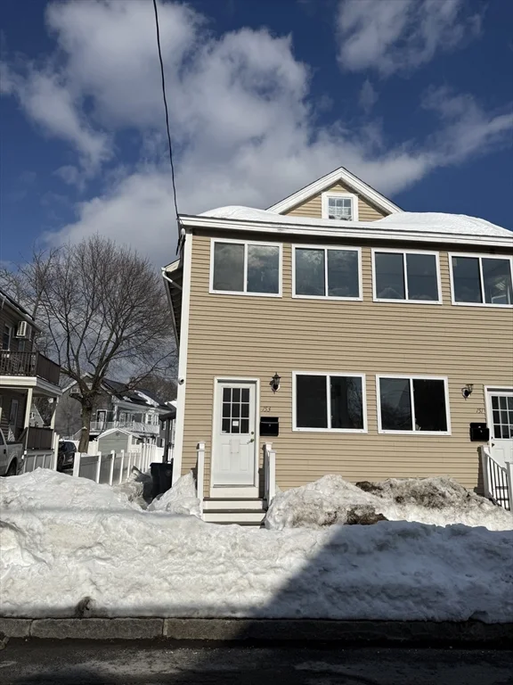 2 bed, 1 bath apartment for rent at 153 Oakland Ave Unit 0, Methuen — photo 15 of 15