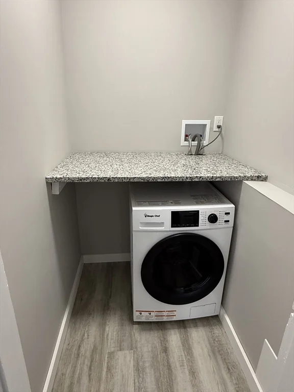 2 bed, 1 bath apartment for rent at 153 Oakland Ave Unit 0, Methuen — photo 8 of 15