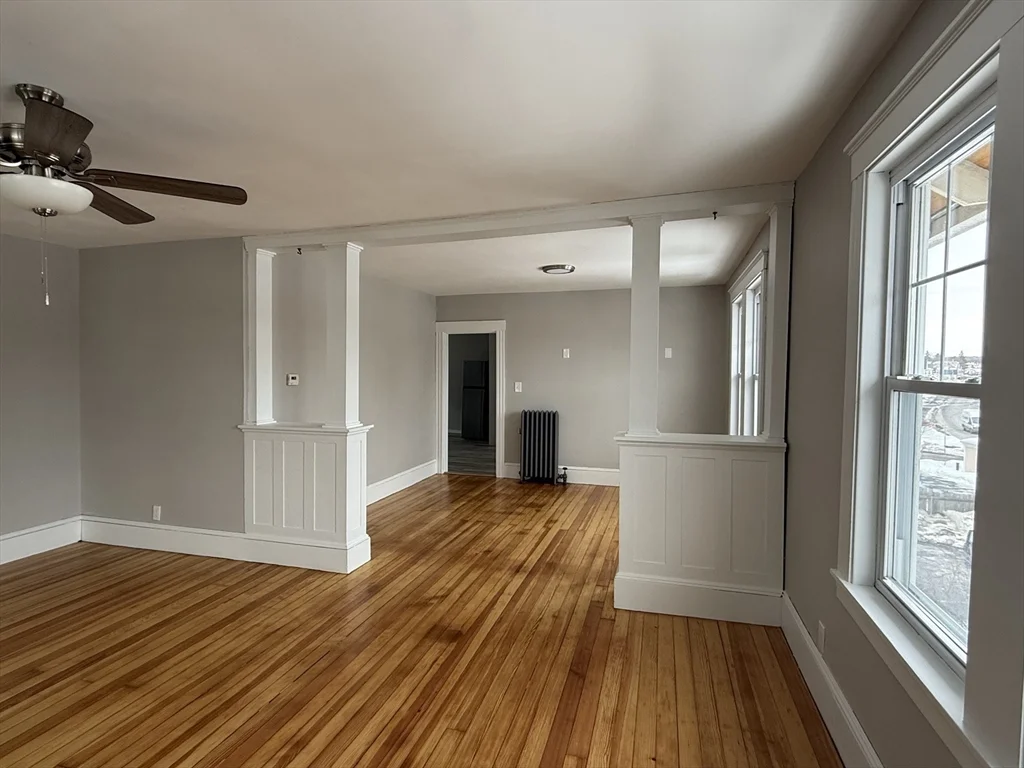 2 bed, 1 bath apartment for rent at 153 Oakland Ave Unit 0, Methuen — photo 11 of 15