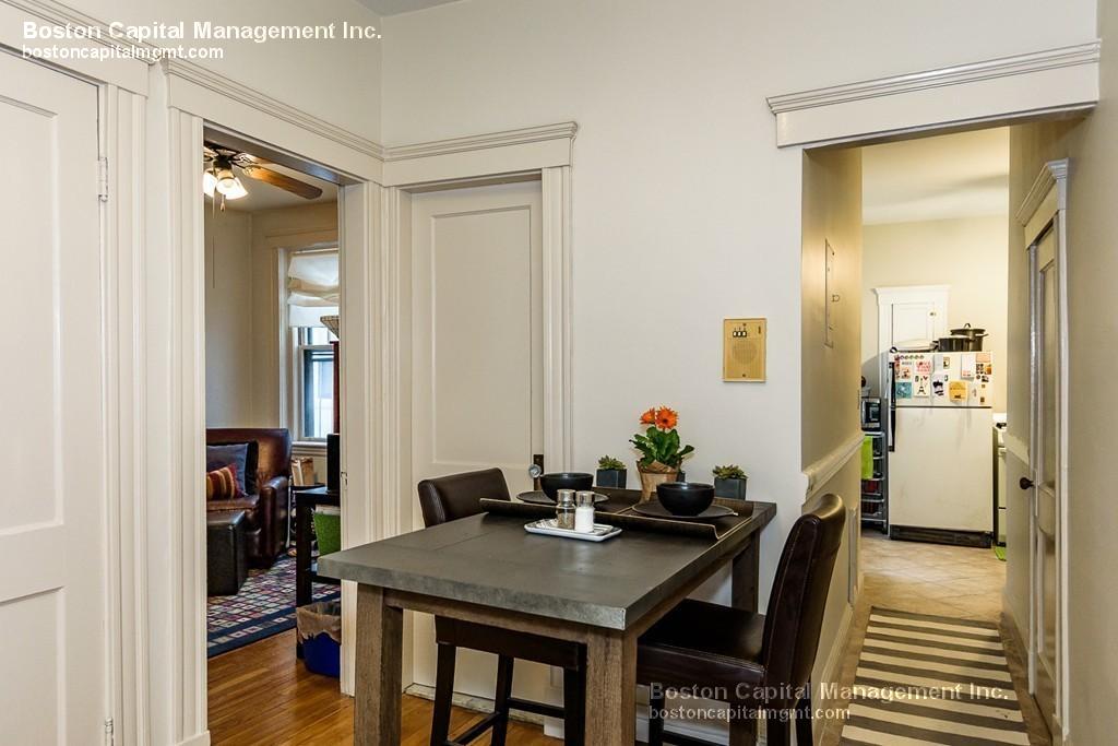 2 bed, 1 bath apartment for rent at 153 Strathmore Rd Unit 1, Brighton — photo 5 of 15