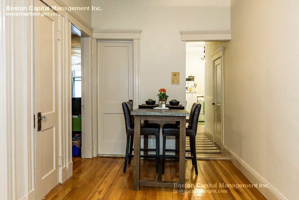 2 bed, 1 bath apartment for rent at 153 Strathmore Rd Unit 1, Brighton — photo 6 of 15