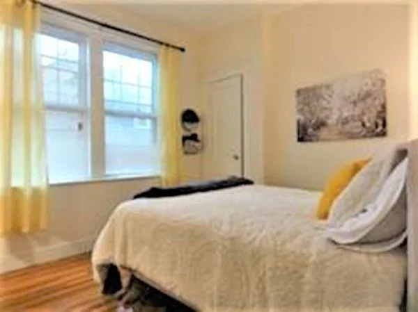 2 bed, 1 bath apartment for rent at 153 Strathmore Rd Unit 8, Brighton — photo 5 of 14