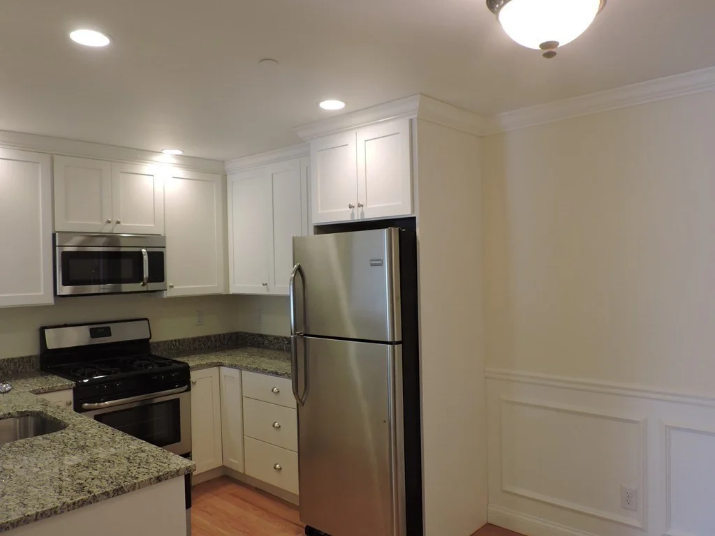 2 bed, 1 bath apartment for rent at 153 Sumner St Unit 6, Quincy — photo 2 of 9