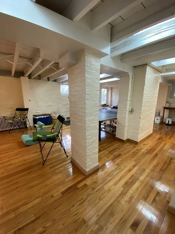 5 bed, 2 bath apartment for rent at 153 Upland Rd, Avon Hill — photo 26 of 36
