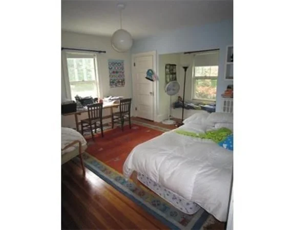 5 bed, 2 bath apartment for rent at 153 Upland Rd, Avon Hill — photo 35 of 36